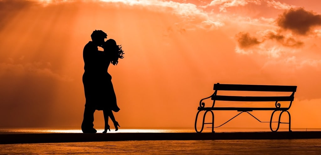 Découvrez l'univers des love rooms, un monde de romantisme et d'évasion